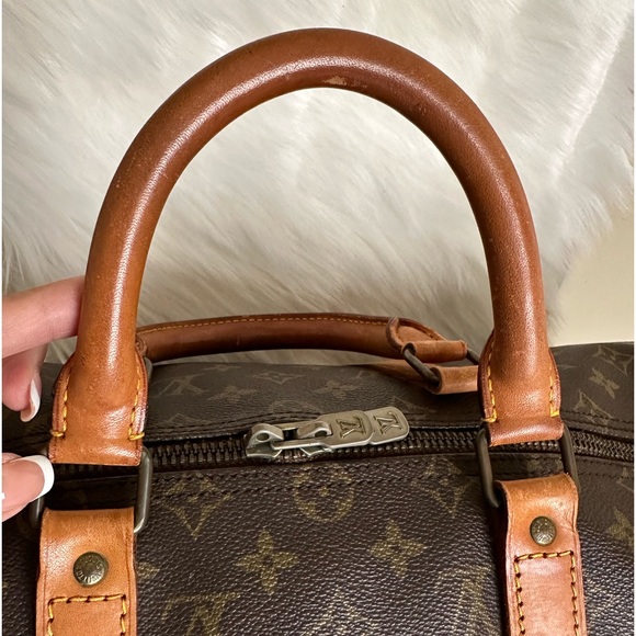 Authentic Louis Vuitton Keepall 50 - Picture 8 of 16